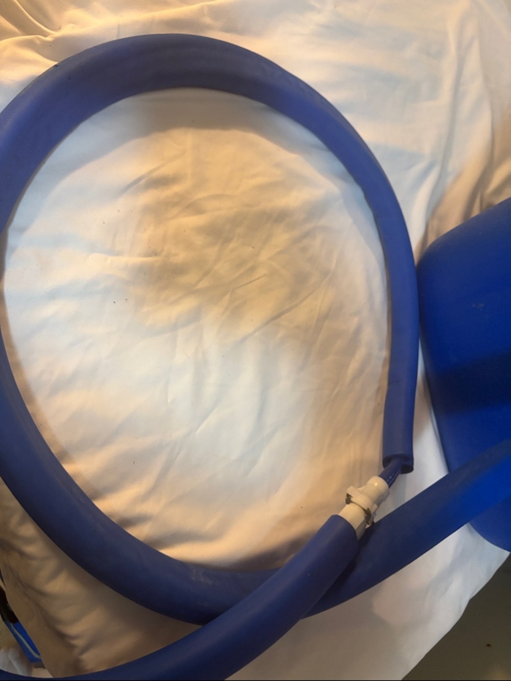 Active Ice Blue Cold Therapy Unit with Blue Gel Pads - Picture 9 of 10